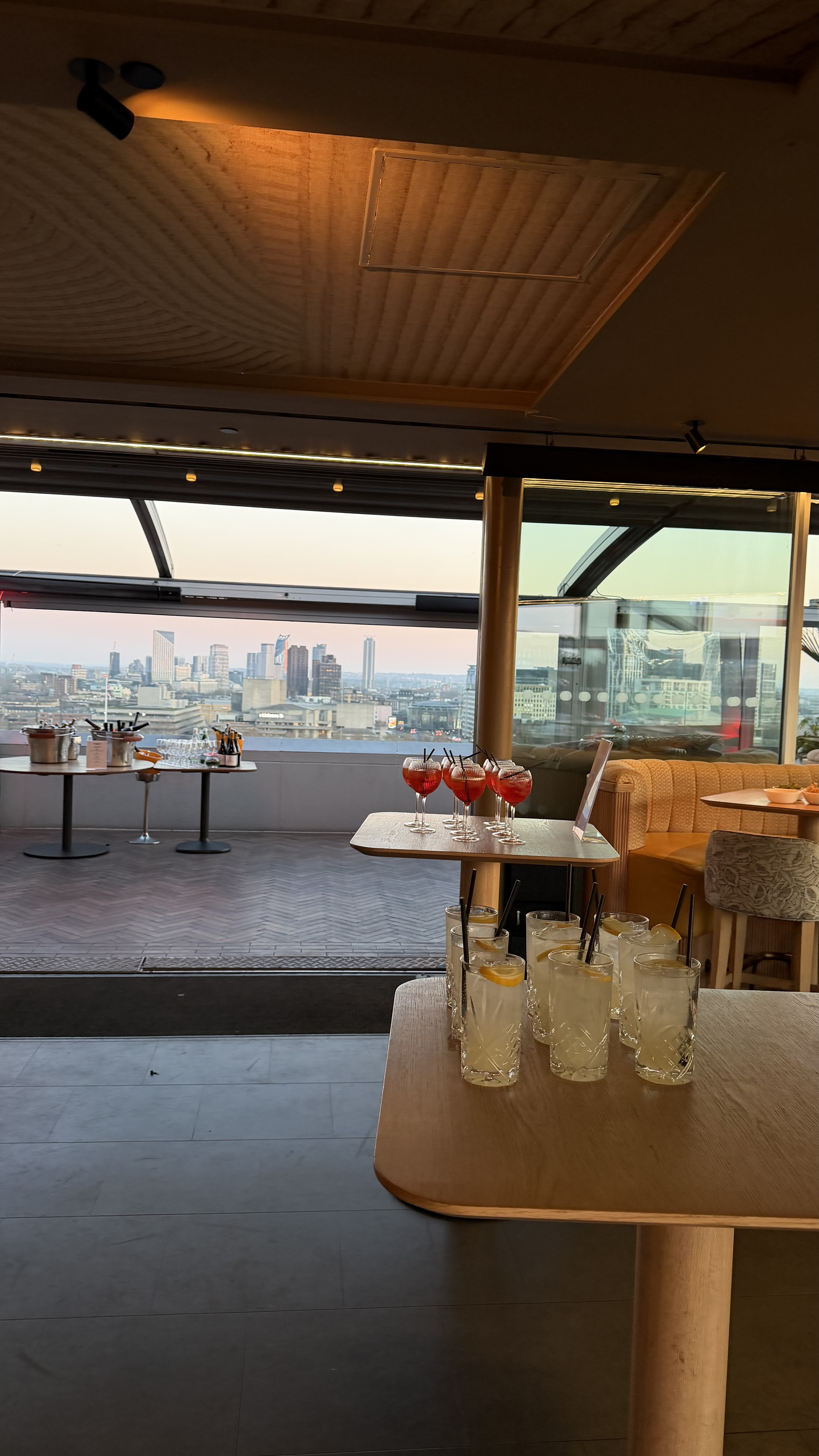 FF5887B7-ED94-4A94-955D-449FE84DF145